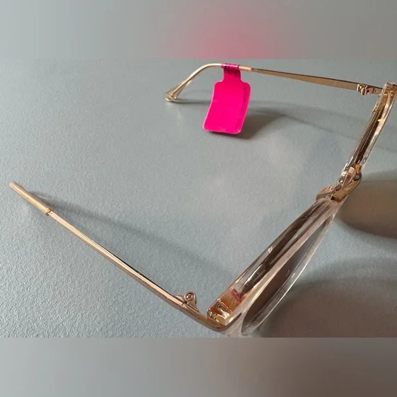 Betsey Johnson shell-effect mirrored cat eye Sunglasses - Picture 4 of 5